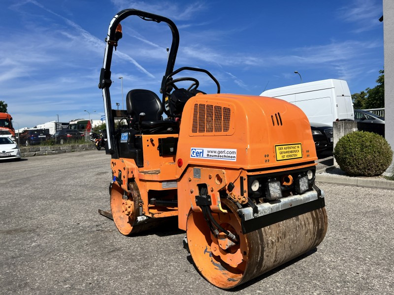 Dynapac DC 900 (110585) - Straßenwalze: das Bild 5 Dynapac DC 900 (110585) - Straßenwalze: das Bild 5