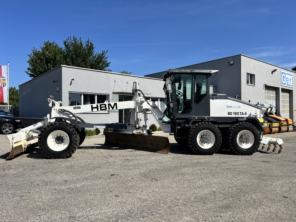 HBM Bomag BG 190TA-4 (111673) - Grader: das Bild 1 HBM Bomag BG 190TA-4 (111673) - Grader: das Bild 1
