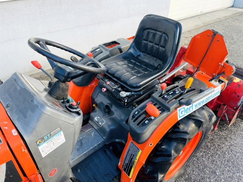 Kubota B1610D (3552) - Baggerlader: das Bild 5 Kubota B1610D (3552) - Baggerlader: das Bild 5