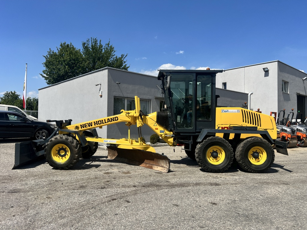 O&K – New Holland F 106 A (111601) - Grader: das Bild 1 O&K – New Holland F 106 A (111601) - Grader: das Bild 1