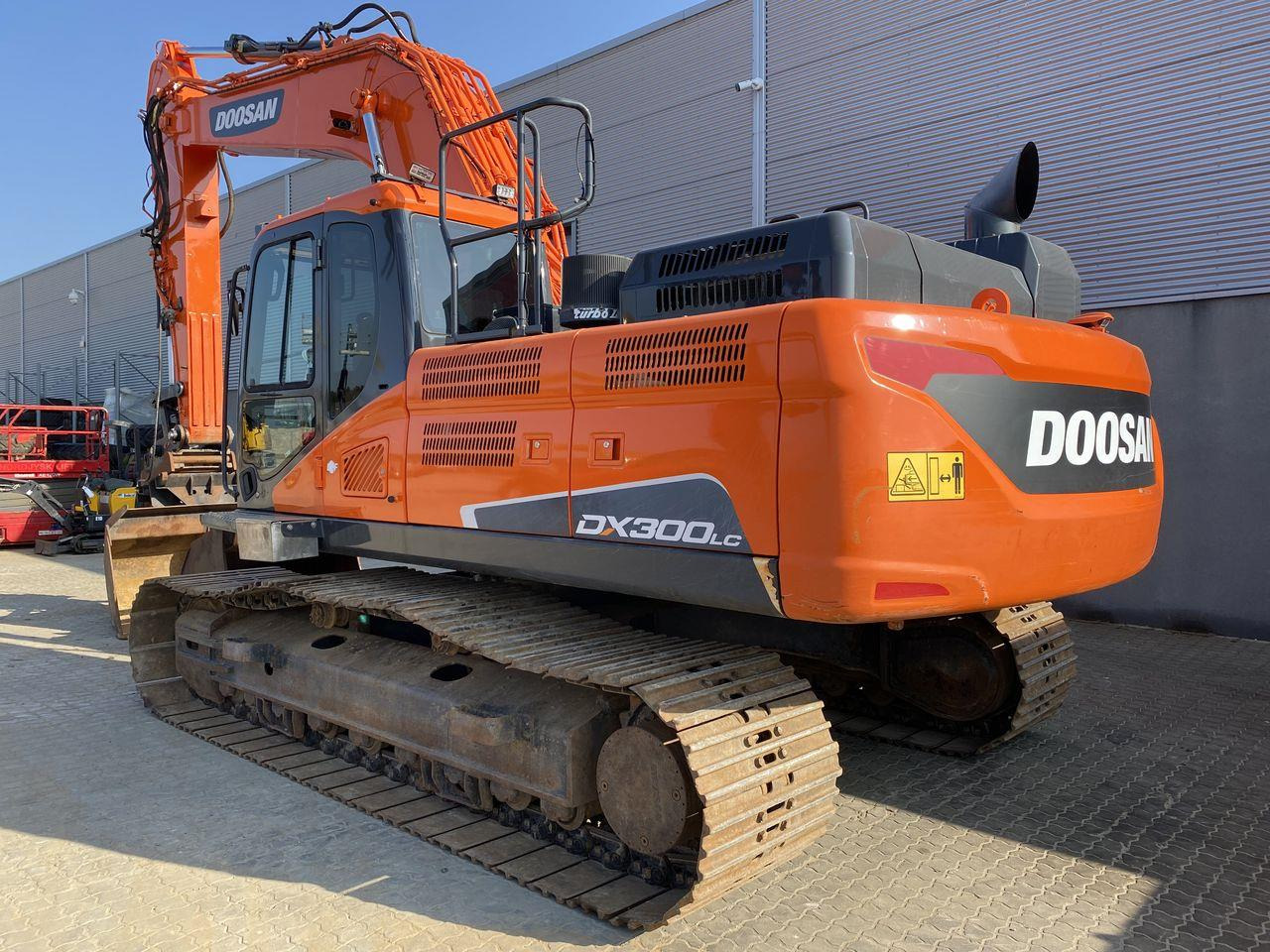 Doosan DX300LC-5 - Kettenbagger: das Bild 2 Doosan DX300LC-5 - Kettenbagger: das Bild 2