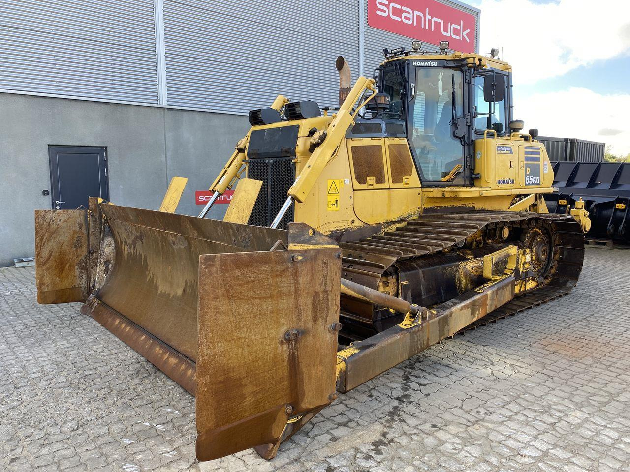 Komatsu D65PXI-18 - Bulldozer: das Bild 1 Komatsu D65PXI-18 - Bulldozer: das Bild 1
