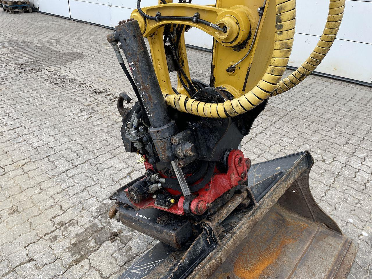 Minibagger Komatsu PC88MR-10 med Topcon: das Bild 9