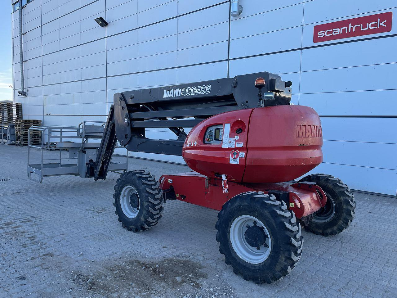 Manitou 160ATJ+ RC - Gelenkarmbühne: das Bild 2 Manitou 160ATJ+ RC - Gelenkarmbühne: das Bild 2