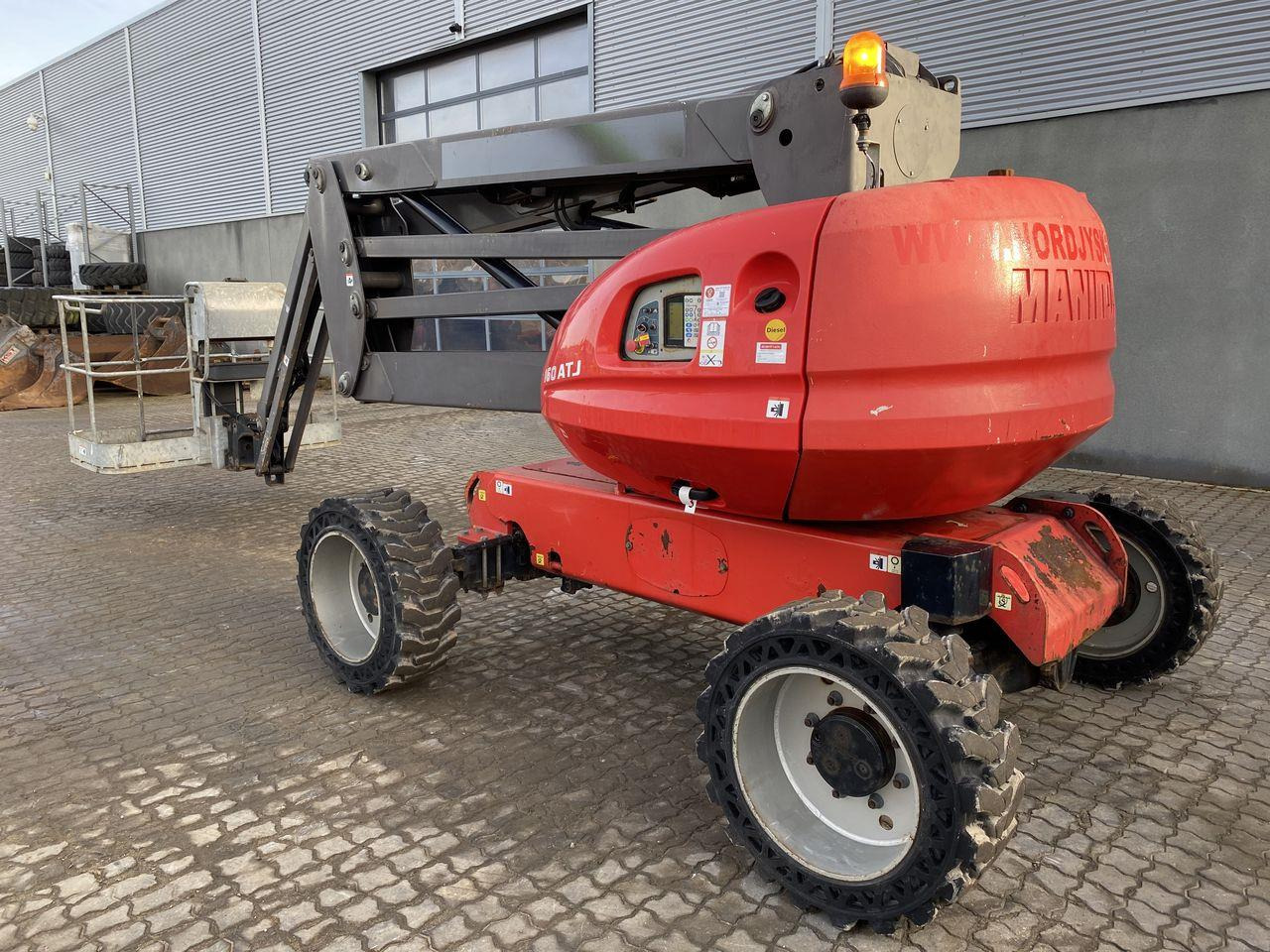 Manitou 160ATJ RC - Gelenkarmbühne: das Bild 2 Manitou 160ATJ RC - Gelenkarmbühne: das Bild 2