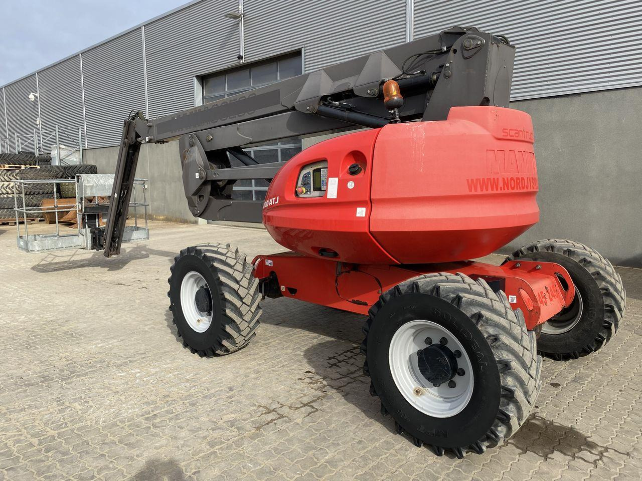 Manitou 200ATJ RC - Gelenkarmbühne: das Bild 2 Manitou 200ATJ RC - Gelenkarmbühne: das Bild 2