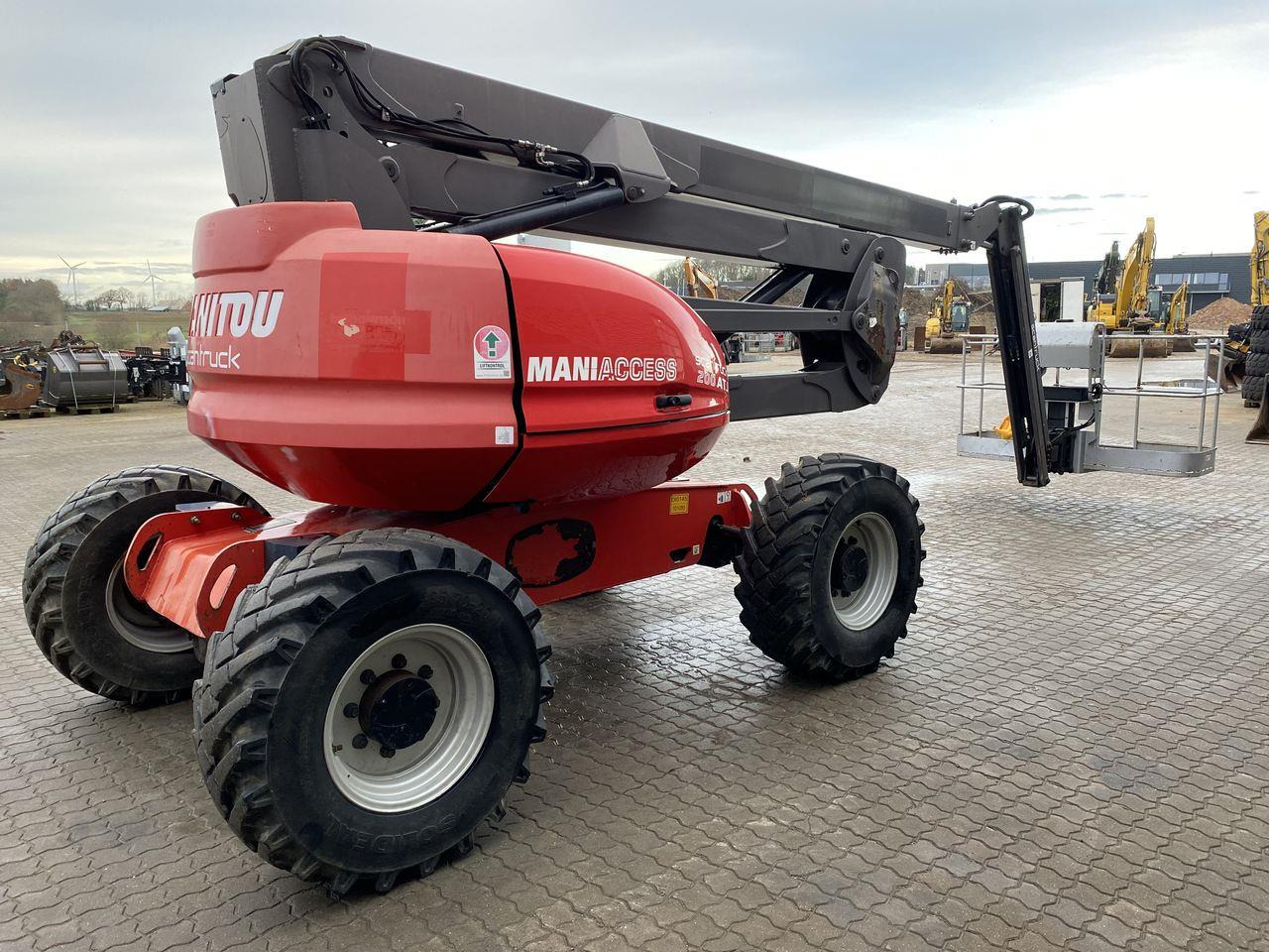 Manitou 200ATJ RC - Gelenkarmbühne: das Bild 4 Manitou 200ATJ RC - Gelenkarmbühne: das Bild 4