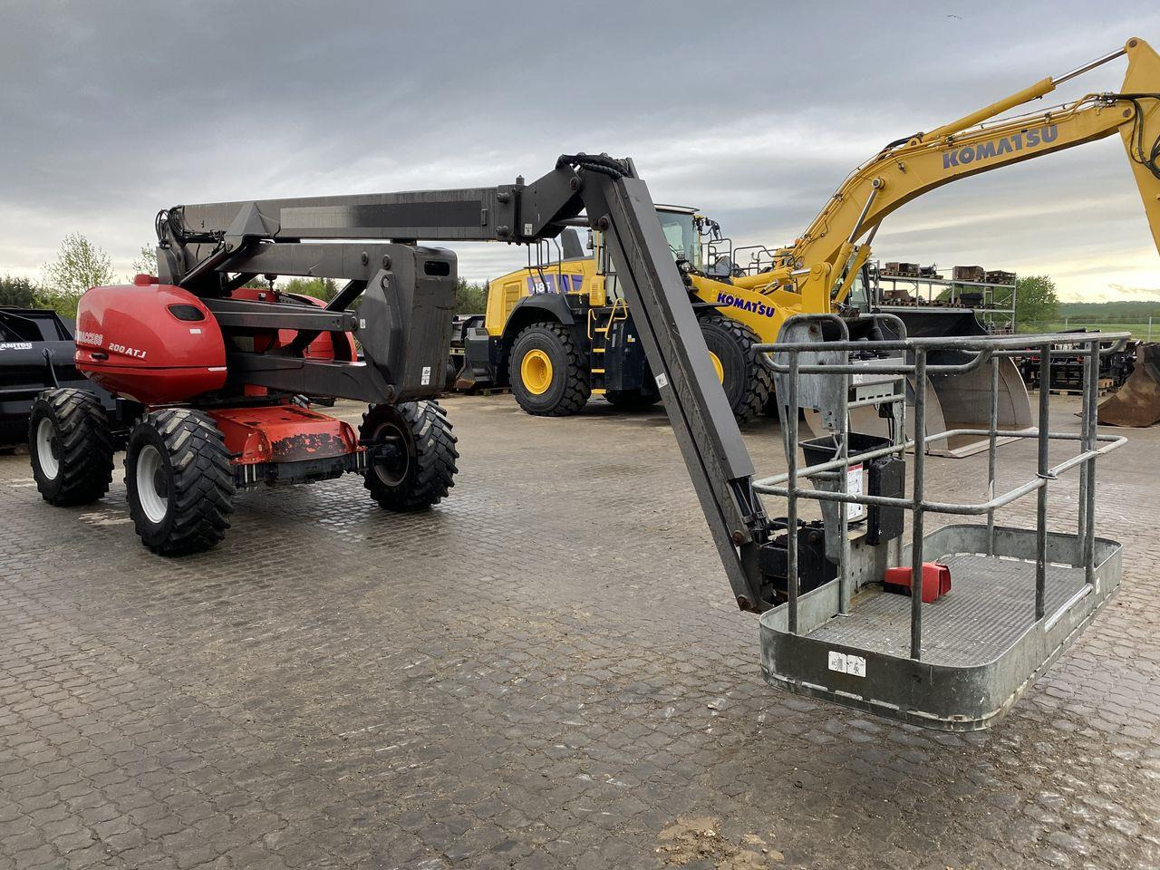 Manitou 200ATJ RC - Gelenkarmbühne: das Bild 5 Manitou 200ATJ RC - Gelenkarmbühne: das Bild 5