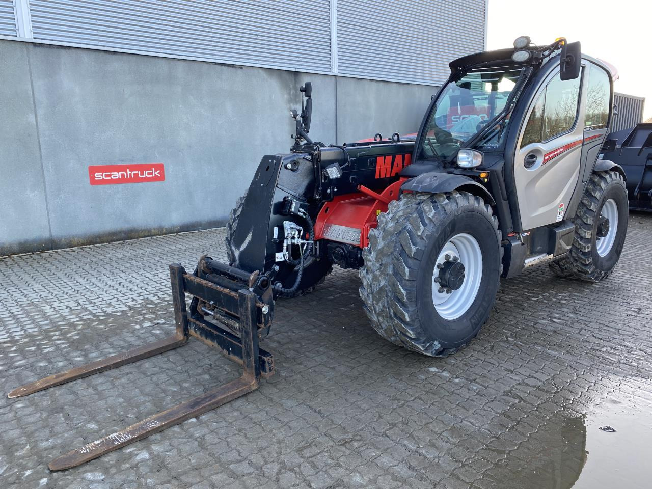 Manitou MLT841-145PS+ ELITE ST5 - Teleskoplader: das Bild 1 Manitou MLT841-145PS+ ELITE ST5 - Teleskoplader: das Bild 1
