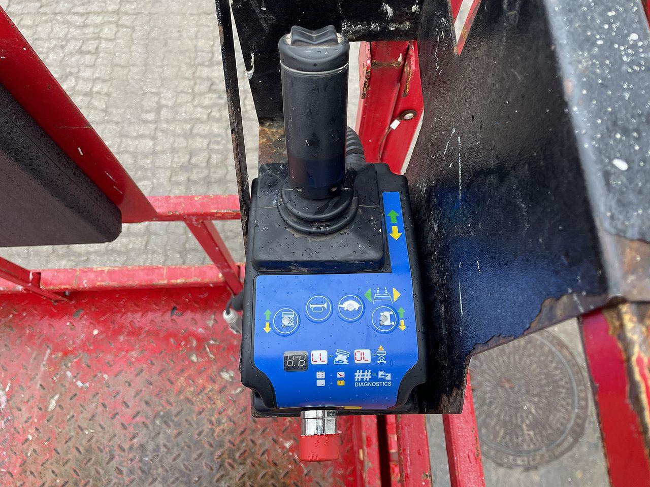 Mantall XE160W - Scherenbühne: das Bild 3 Mantall XE160W - Scherenbühne: das Bild 3