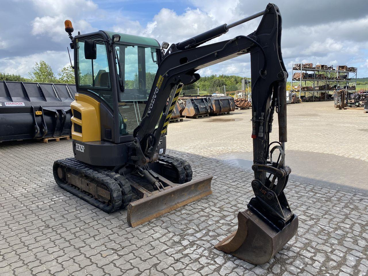 Volvo ECR25 - Minibagger: das Bild 5 Volvo ECR25 - Minibagger: das Bild 5