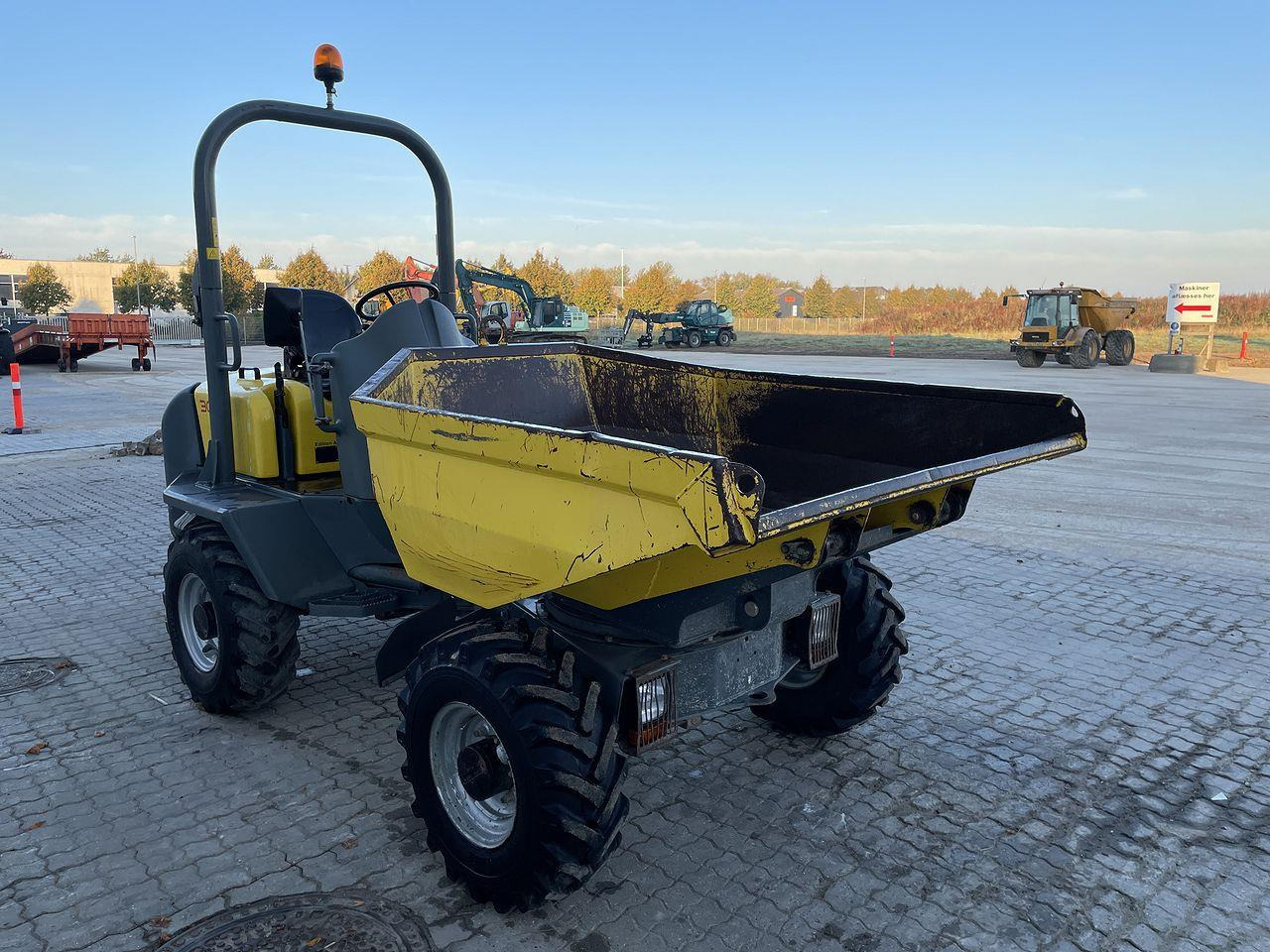 Wacker Neuson 3001 - Mini-Kipper: das Bild 5 Wacker Neuson 3001 - Mini-Kipper: das Bild 5