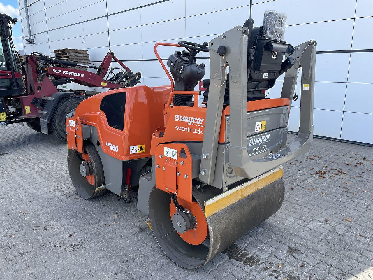 Weycor AW260 - Straßenwalze: das Bild 2 Weycor AW260 - Straßenwalze: das Bild 2