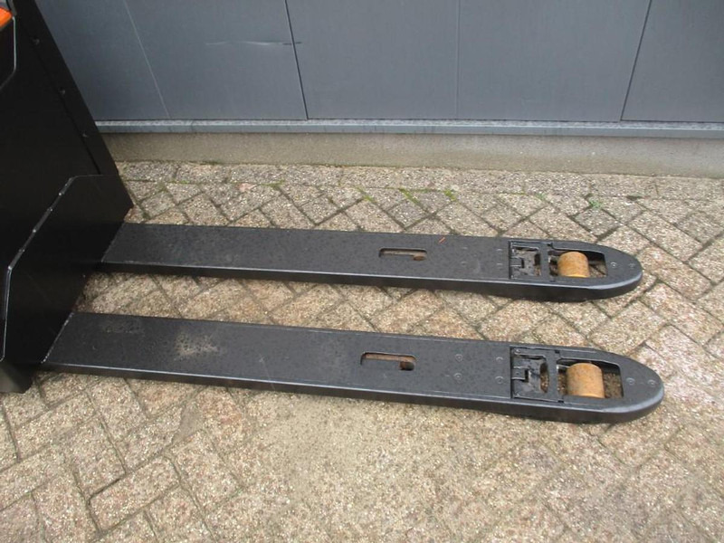 BT LPE200 - Niederhubwagen: das Bild 3 BT LPE200 - Niederhubwagen: das Bild 3