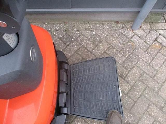 BT SWE 120 - Hochhubwagen: das Bild 4 BT SWE 120 - Hochhubwagen: das Bild 4