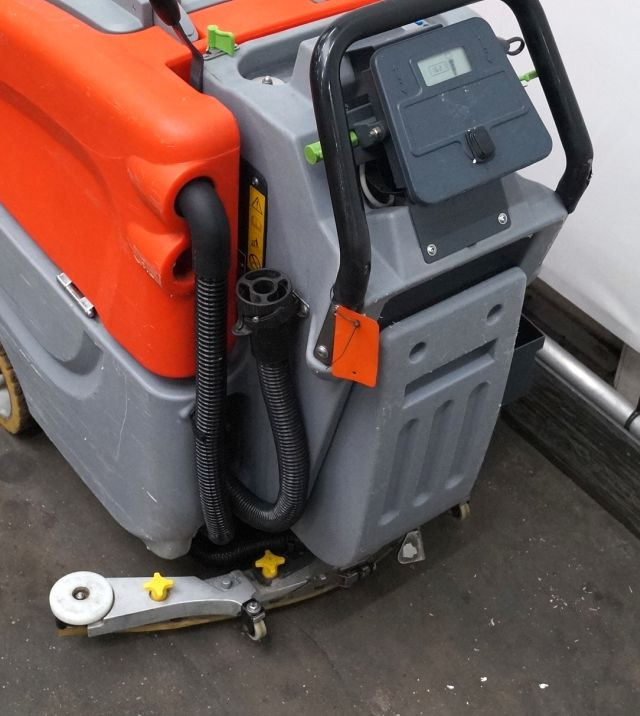 Hako Hakomatic B70 - Scheuersaugmaschine: das Bild 4 Hako Hakomatic B70 - Scheuersaugmaschine: das Bild 4