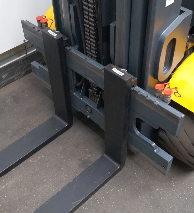 Jungheinrich EFG550 - Elektrostapler: das Bild 3 Jungheinrich EFG550 - Elektrostapler: das Bild 3