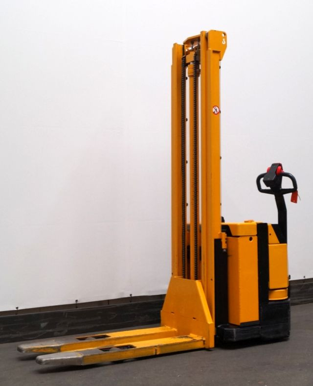 Jungheinrich EJC12 - Hochhubwagen: das Bild 1 Jungheinrich EJC12 - Hochhubwagen: das Bild 1