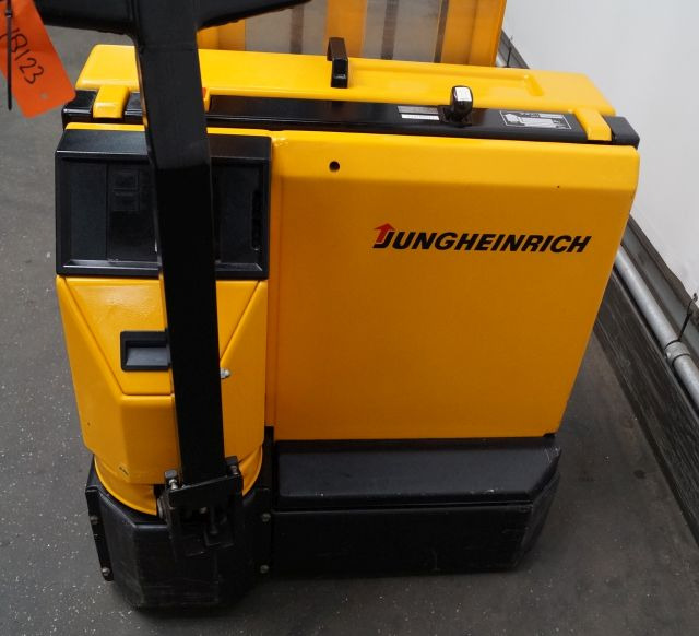 Jungheinrich EJC12 - Hochhubwagen: das Bild 3 Jungheinrich EJC12 - Hochhubwagen: das Bild 3