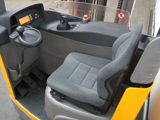 Jungheinrich ETV216 - Schubmaststapler: das Bild 3 Jungheinrich ETV216 - Schubmaststapler: das Bild 3