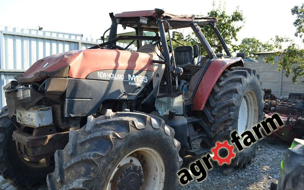 New Holland części M 135 100 115 160 silnik most skrzynia zwolnica piasta zębatka układ obudowa - Getriebe für Landmaschine: das Bild 1 New Holland części M 135 100 115 160 silnik most skrzynia zwolnica piasta zębatka układ obudowa - Getriebe für Landmaschine: das Bild 1