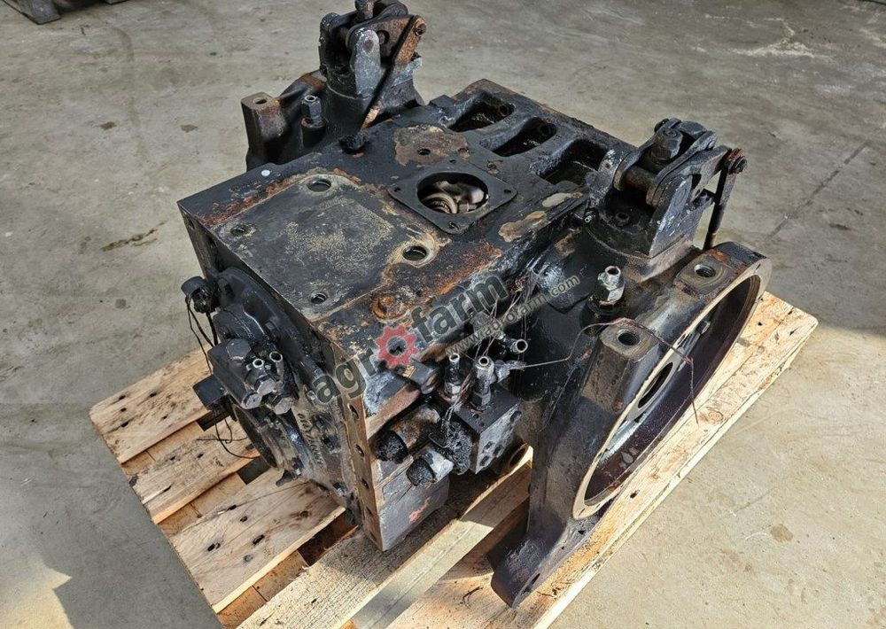 TYLNY MOST DEUTZ FAHR AGROTRON 80 - Transmission: das Bild 1 TYLNY MOST DEUTZ FAHR AGROTRON 80 - Transmission: das Bild 1