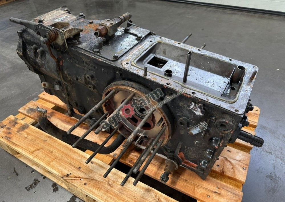 Tylny most Same Tiger 70 - Getriebe: das Bild 1 Tylny most Same Tiger 70 - Getriebe: das Bild 1