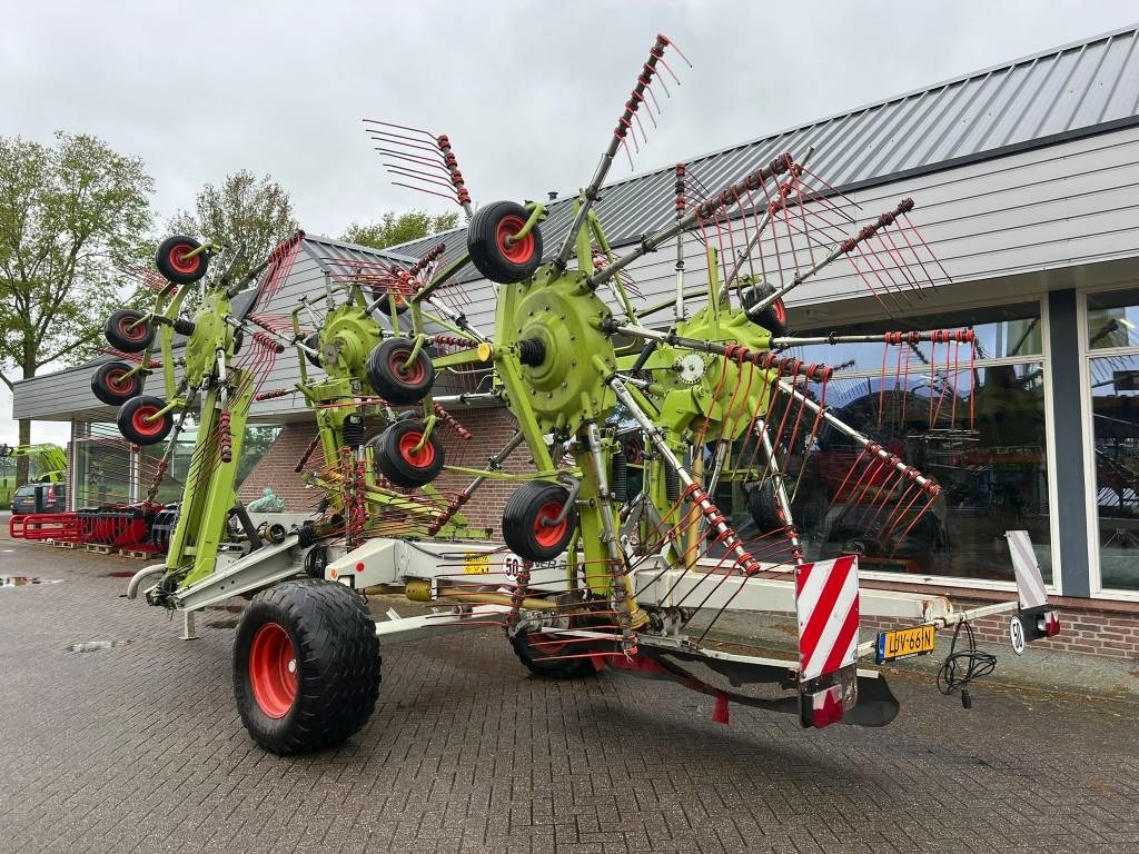 Claas Liner 3000 - Heuwender/ Wenderechen: das Bild 3 Claas Liner 3000 - Heuwender/ Wenderechen: das Bild 3