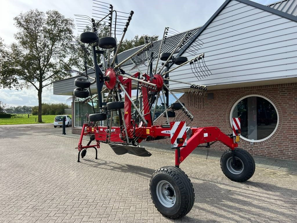 Fella TS 880 - Heuwender/ Wenderechen: das Bild 3 Fella TS 880 - Heuwender/ Wenderechen: das Bild 3