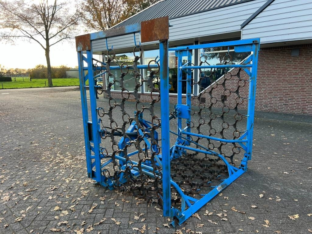 Inter-Tech Weidesleep - Fütterungstechnik: das Bild 2 Inter-Tech Weidesleep - Fütterungstechnik: das Bild 2