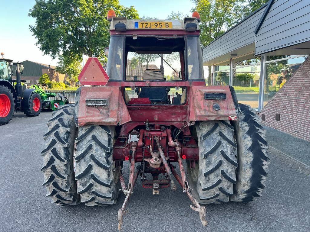 International 844xl - Traktor: das Bild 4 International 844xl - Traktor: das Bild 4