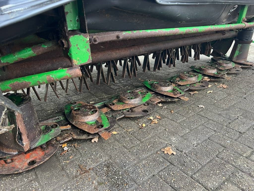 John Deere 331 maaier - Mähwerk: das Bild 5 John Deere 331 maaier - Mähwerk: das Bild 5