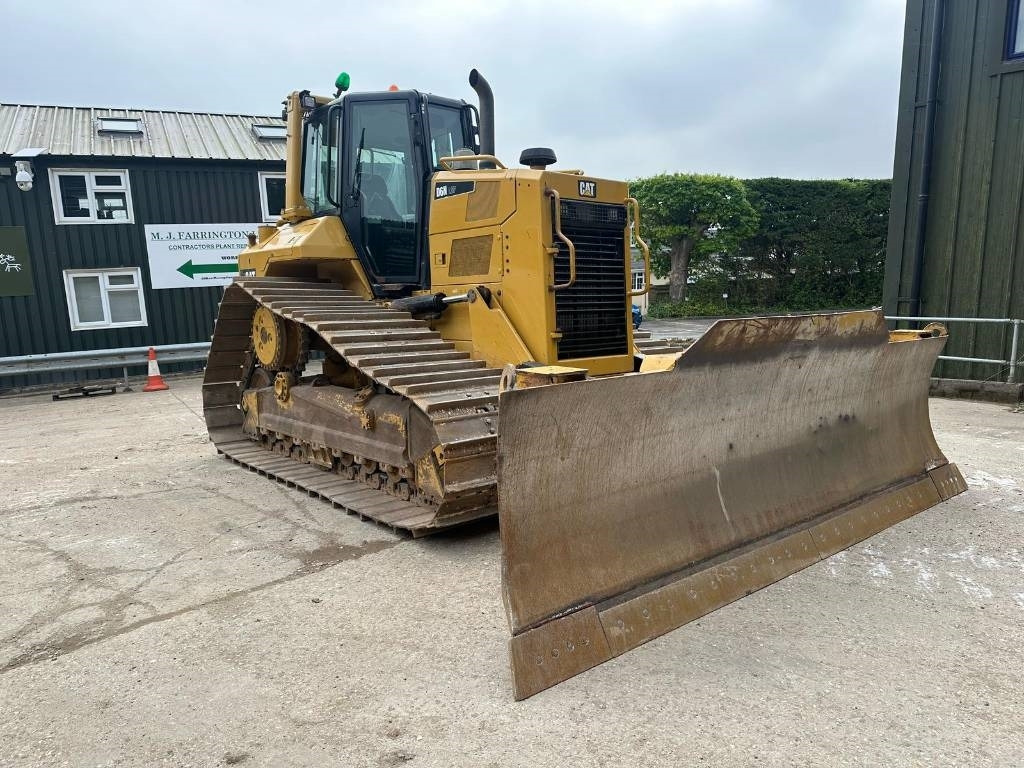 CAT D 6 N LGP - Bulldozer: das Bild 2 CAT D 6 N LGP - Bulldozer: das Bild 2