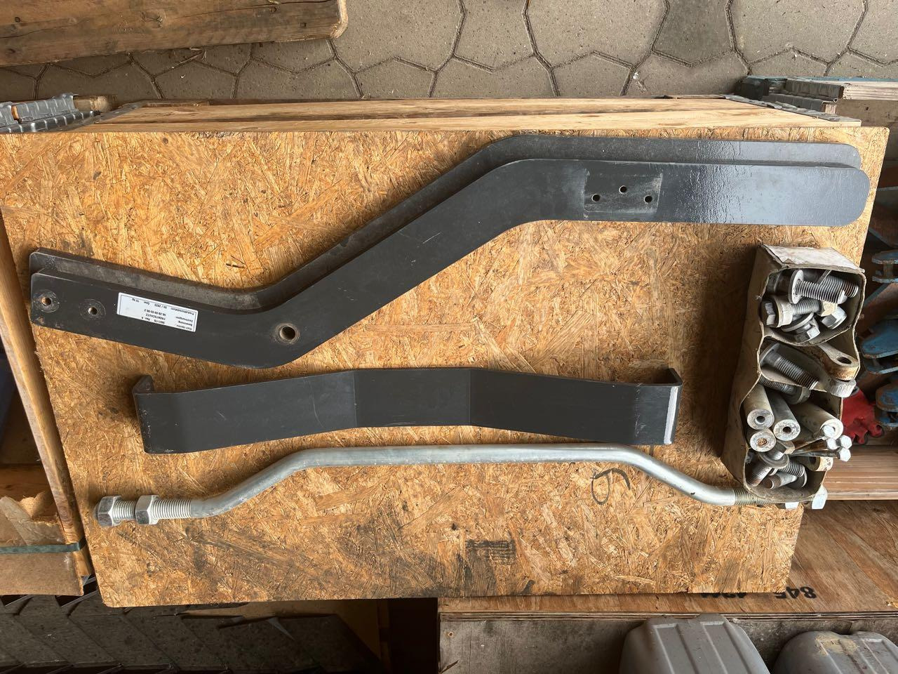 Stoll Anbaukonsolen Frontlader - Anbauteil: das Bild 1 Stoll Anbaukonsolen Frontlader - Anbauteil: das Bild 1