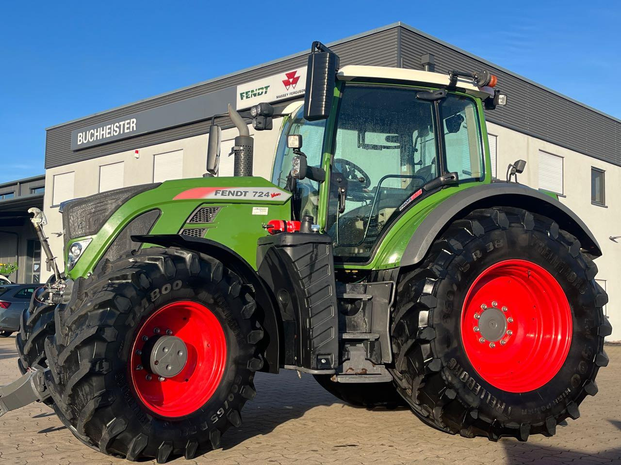 Fendt 724 Vario S4 ProfiPlus - Traktor: das Bild 1 Fendt 724 Vario S4 ProfiPlus - Traktor: das Bild 1