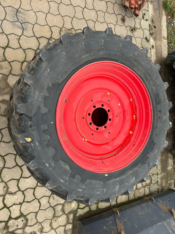 Firestone Komplettsatz 420/85 R30 + 460/85 R42 - Reifen: das Bild 4 Firestone Komplettsatz 420/85 R30 + 460/85 R42 - Reifen: das Bild 4