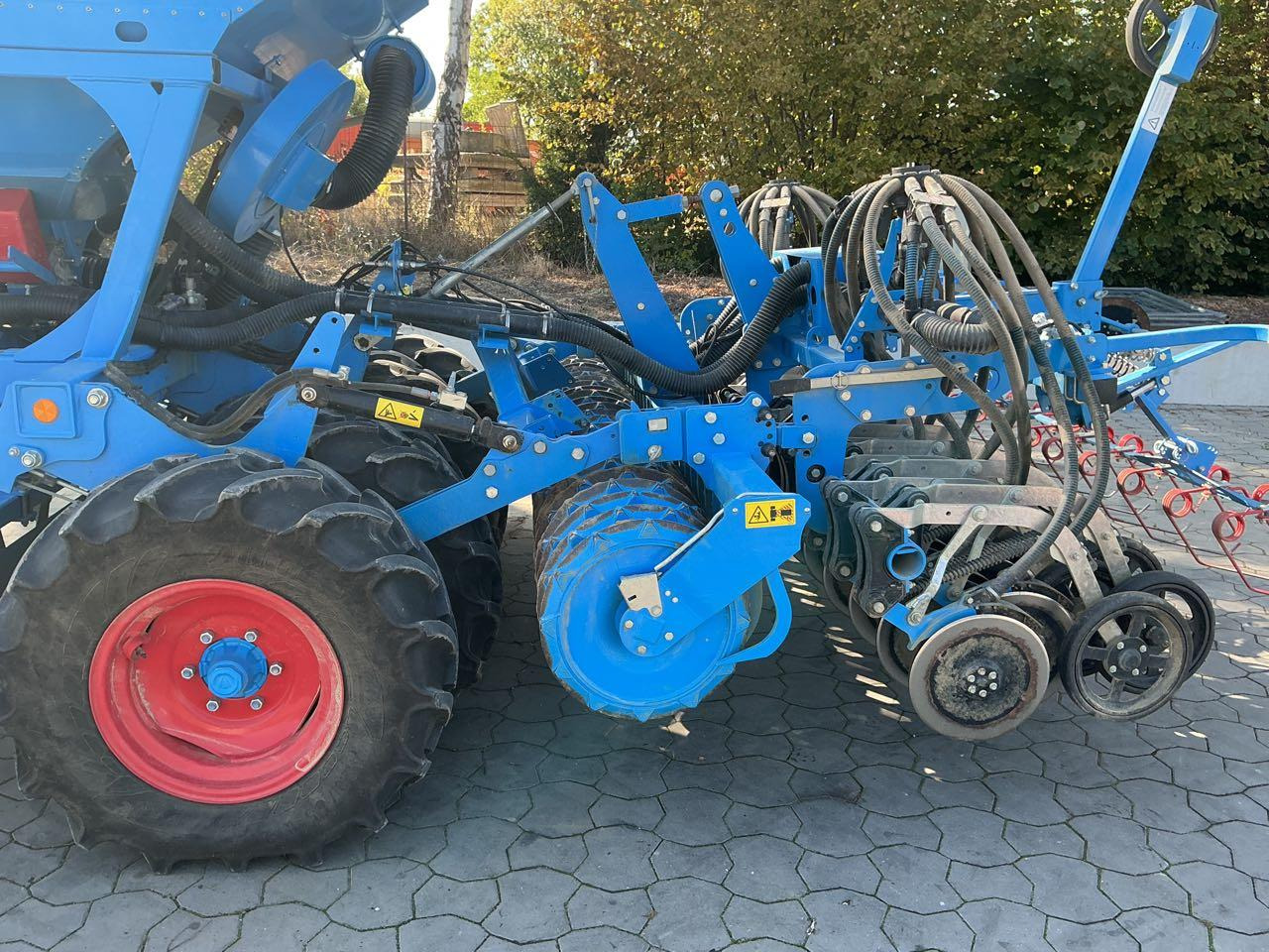 Lemken Compact Solitair 9/300 Z - Säkombination: das Bild 4 Lemken Compact Solitair 9/300 Z - Säkombination: das Bild 4