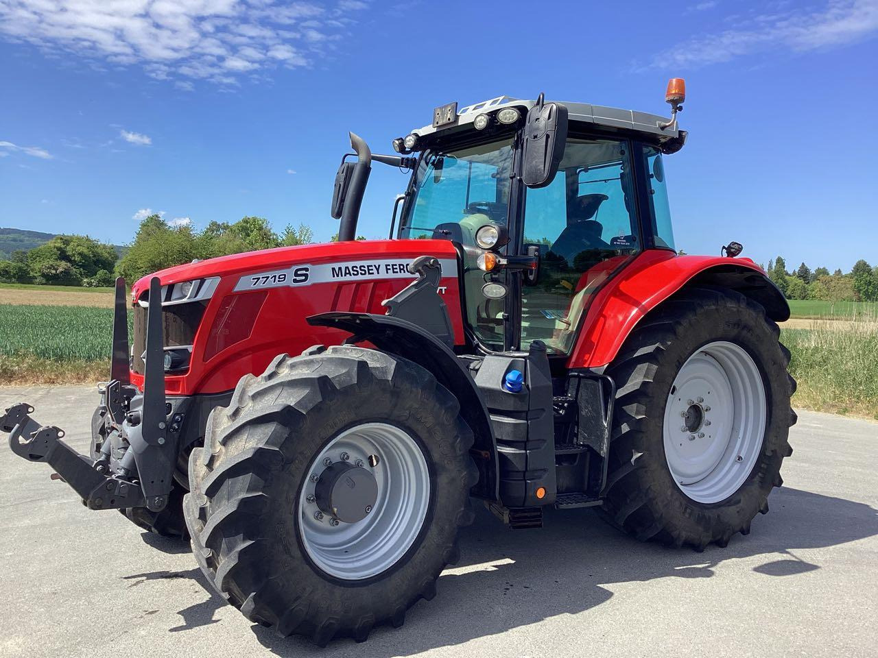 Massey Ferguson 7719 Dyna VT - Traktor: das Bild 1 Massey Ferguson 7719 Dyna VT - Traktor: das Bild 1