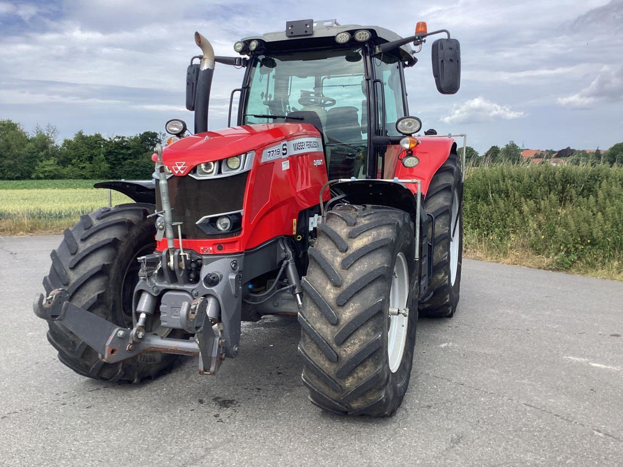 Massey Ferguson 7719 Exclusive Dyna VT - Traktor: das Bild 1 Massey Ferguson 7719 Exclusive Dyna VT - Traktor: das Bild 1