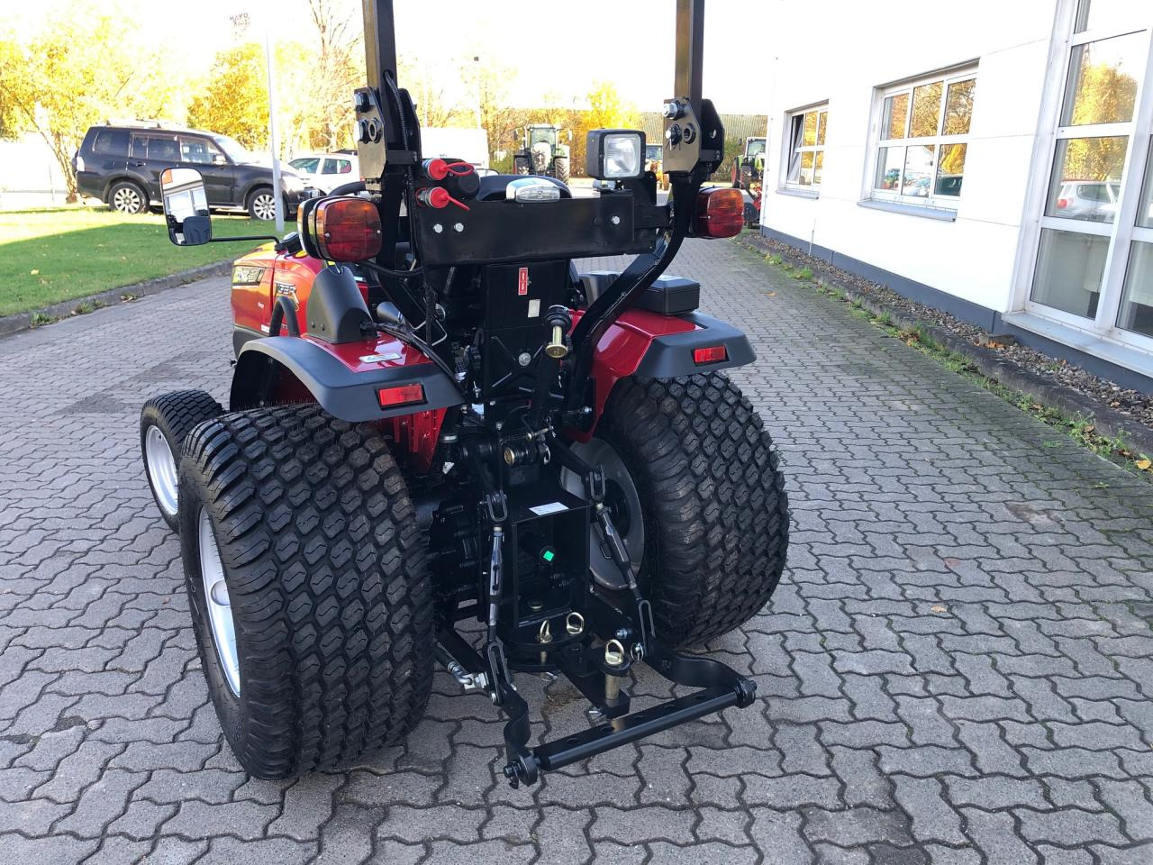 Solis 26 6+2 Tiger - Traktor: das Bild 5 Solis 26 6+2 Tiger - Traktor: das Bild 5