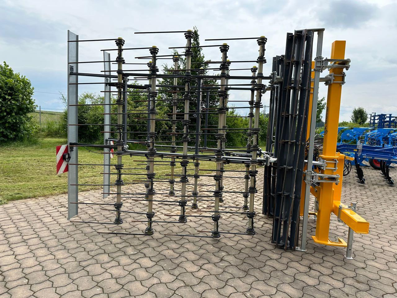 Wallner Strohstriegel WSM 600 - Wiesenstriegel: das Bild 2 Wallner Strohstriegel WSM 600 - Wiesenstriegel: das Bild 2