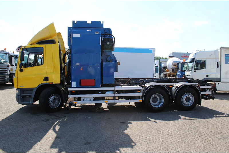 DAF CF 75 .310 + 6X2 STEERING - Müllwagen: das Bild 2 DAF CF 75 .310 + 6X2 STEERING - Müllwagen: das Bild 2