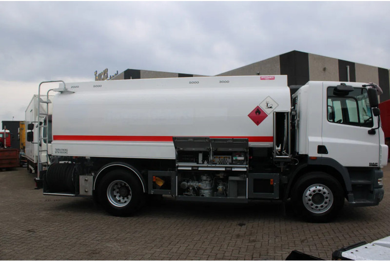 DAF CF 85.430 + PUMP/METERS + 4 COMPART / 15.000 LITER + COMPLETE SYSTEM WORKING - Tankwagen: das Bild 3 DAF CF 85.430 + PUMP/METERS + 4 COMPART / 15.000 LITER + COMPLETE SYSTEM WORKING - Tankwagen: das Bild 3