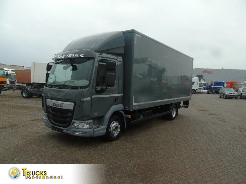 DAF LF 220 + euro 6 + lift + 12T - Koffer LKW: das Bild 1 DAF LF 220 + euro 6 + lift + 12T - Koffer LKW: das Bild 1