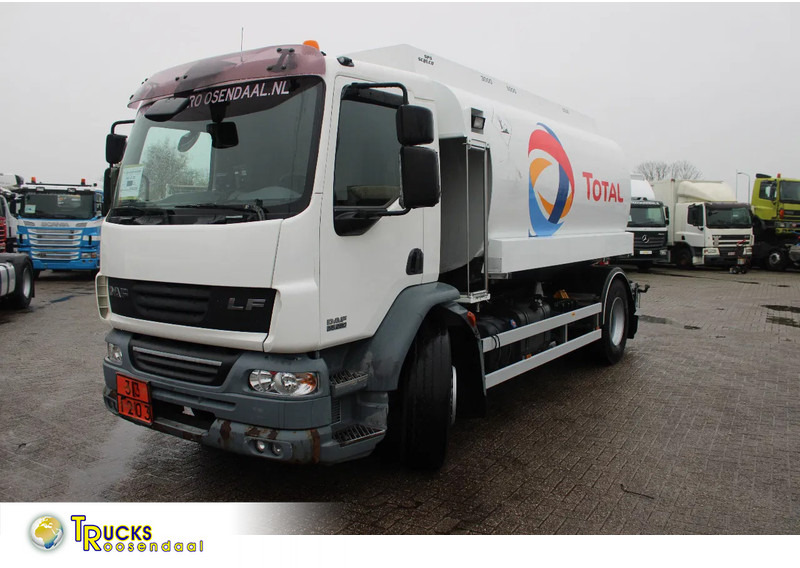 DAF LF 55.280 + 13.000L + 3 compartiment - Tankwagen: das Bild 1 DAF LF 55.280 + 13.000L + 3 compartiment - Tankwagen: das Bild 1