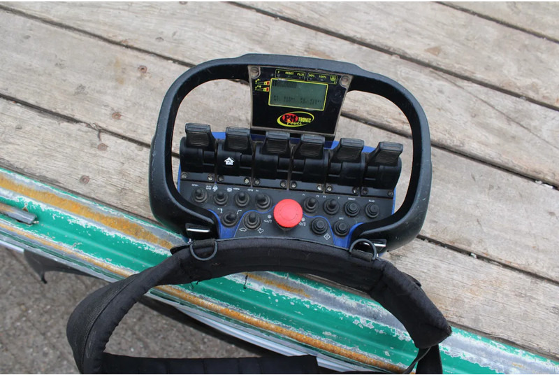 Autokran Iveco Stralis 400 + PM SERIE 13 4X HYDROLIC + EURO 6 + REMOTE: das Bild 8