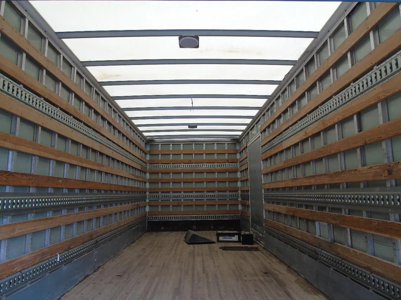 MAN TGL 12.250 + EURO 5 + LIFT - Koffer LKW: das Bild 3 MAN TGL 12.250 + EURO 5 + LIFT - Koffer LKW: das Bild 3