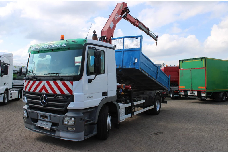 Mercedes-Benz Actros 2032 + HMF 1460 + Tipper + Steel Steel - Kipper: das Bild 2 Mercedes-Benz Actros 2032 + HMF 1460 + Tipper + Steel Steel - Kipper: das Bild 2