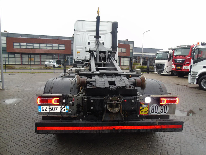 Abrollkipper Mercedes-Benz Actros 2548 + 6x2 + RETARDER + 132.000km + 20TON HOOK HYVA: das Bild 7 Abrollkipper Mercedes-Benz Actros 2548 + 6x2 + RETARDER + 132.000km + 20TON HOOK HYVA: das Bild 7