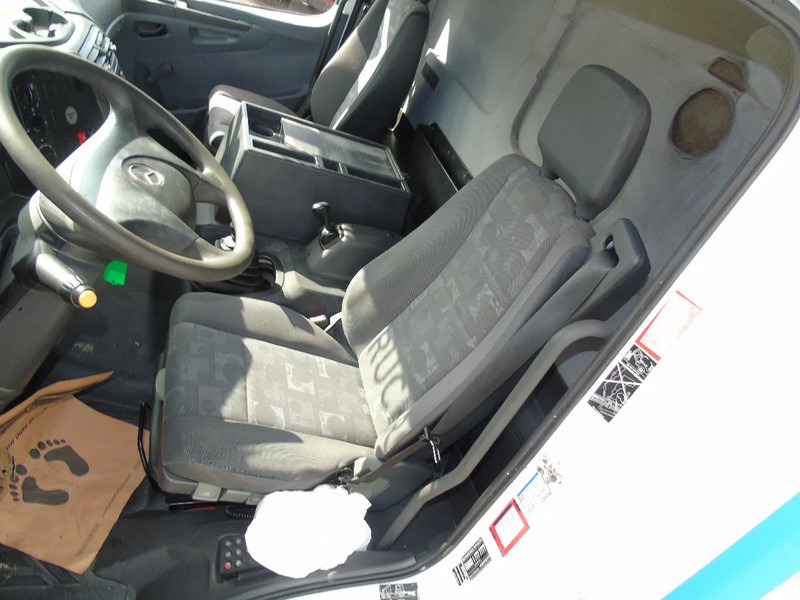 Koffer LKW Mercedes-Benz Atego 1218 + euro 5 + lift: das Bild 8